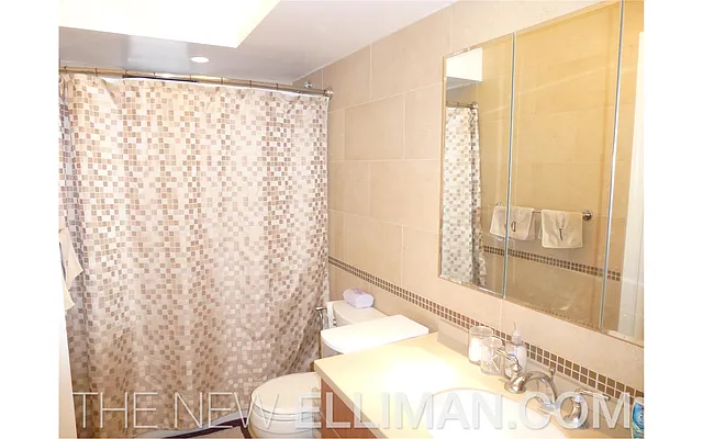 Rented by Douglas Elliman | media 19