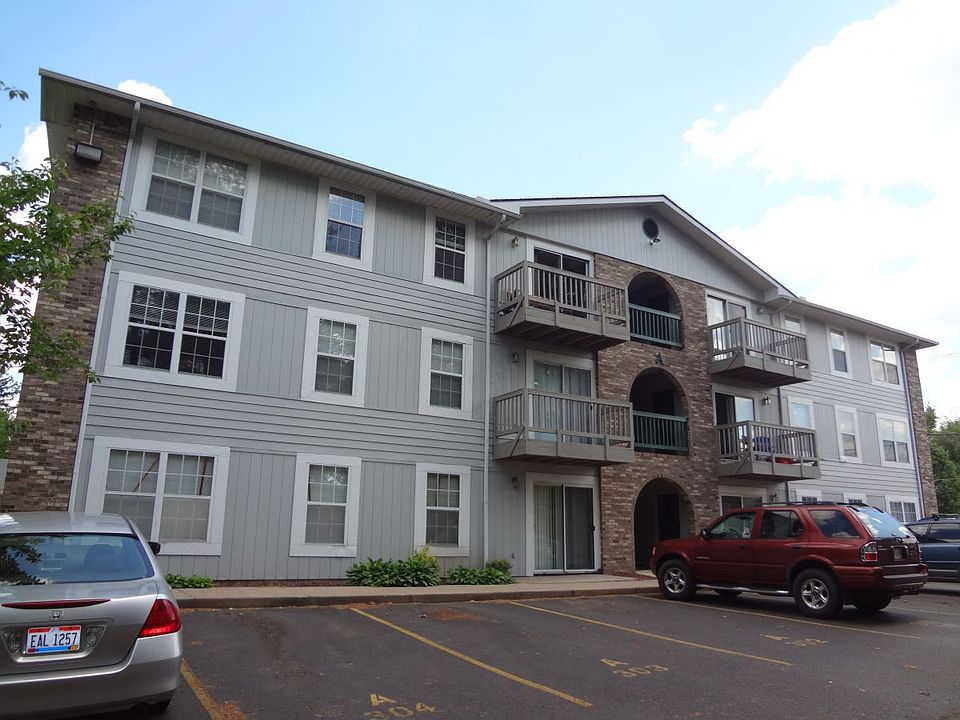 2nd image of 247 W Union St APT 203A