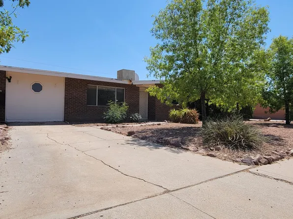 4572 Skylark Way, El Paso, TX 79922