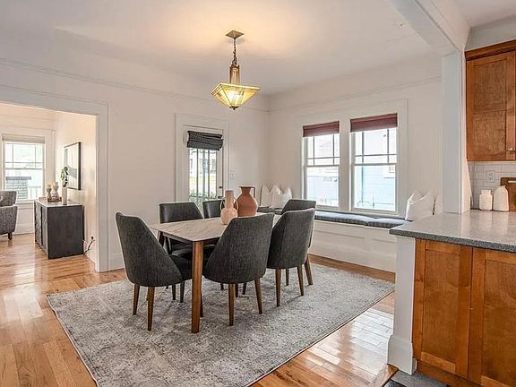 5th image of 410 E Belmar St