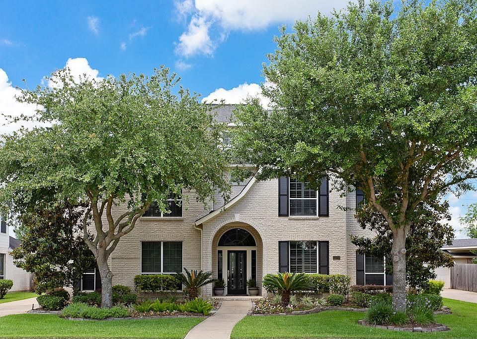 1st image of 13214 Brushy Knoll Ln