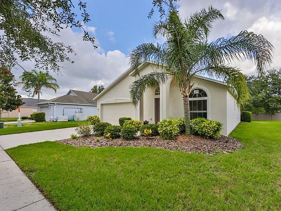 2nd image of 2331 Roanoke Springs Dr