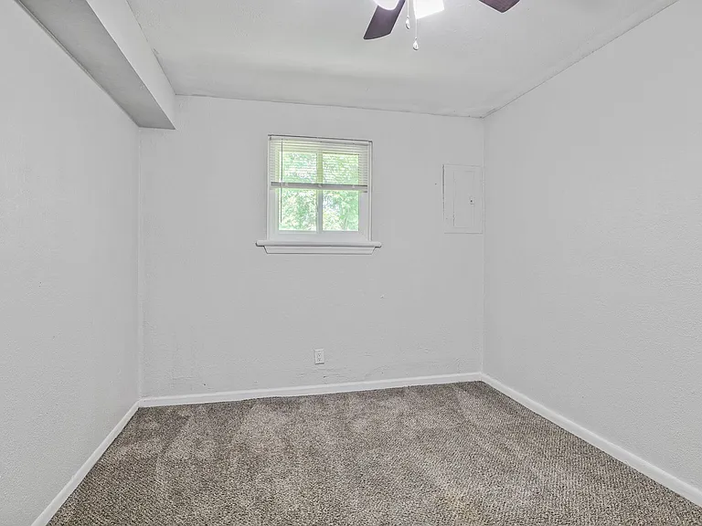 Walnut Ridge Apartments — Photo 12