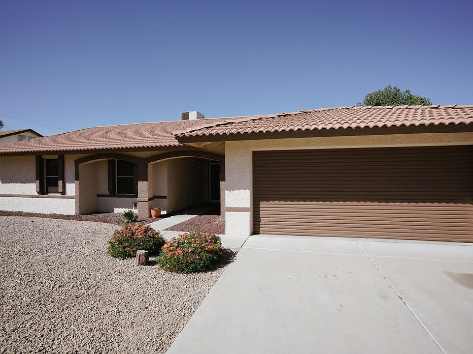 1st image of 6628 W Sunnyside Dr