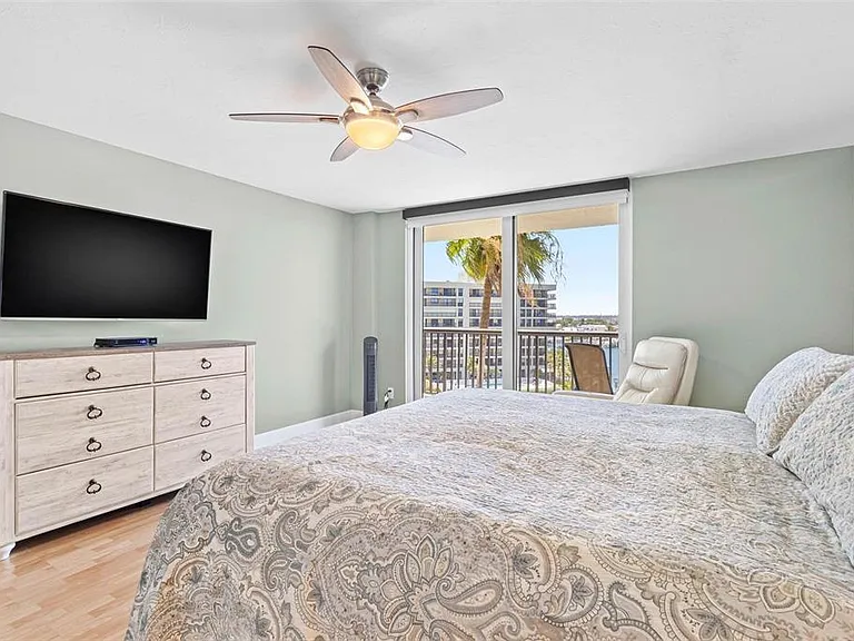 1660 Gulf Blvd #607 — Photo 18