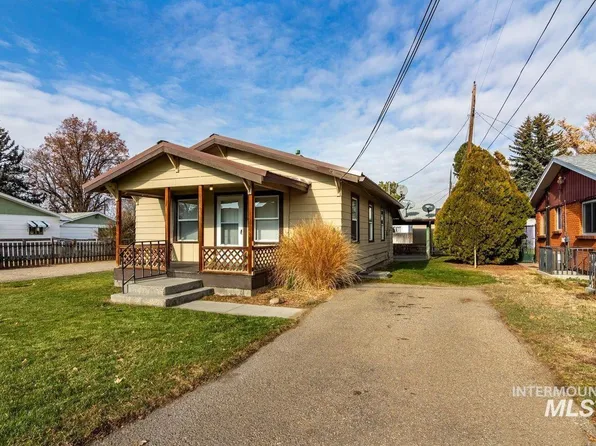 120 Lone Star Rd, Nampa, ID 83651