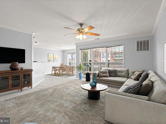 3rd image of 2504 Shelley Cir #4-2D