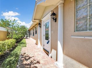 28902 Vermillion Ln, Bonita Springs, FL 34135