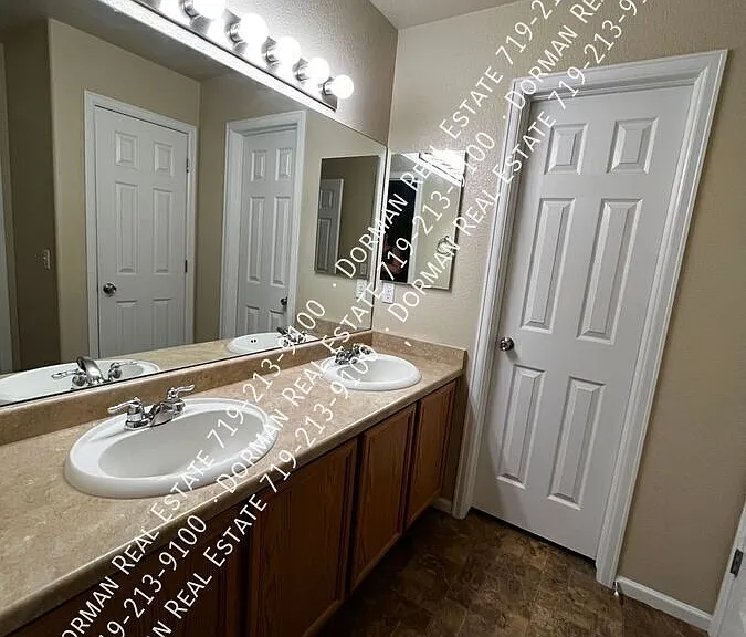 2798 Tumblewood Grv — Photo 15