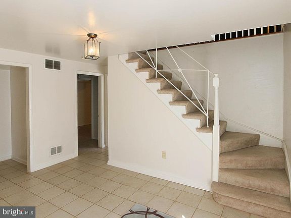 4th image of 7305 Abbington Dr