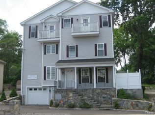 119 Seaside Ave, Stamford, CT 06902