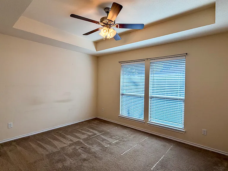 2151 Oakridge Dr — Photo 16