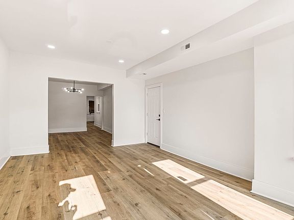 4th image of 2112 S Drake Ave 2
