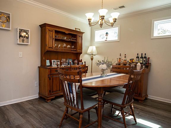 5th image of 1604 Green Branch Cir