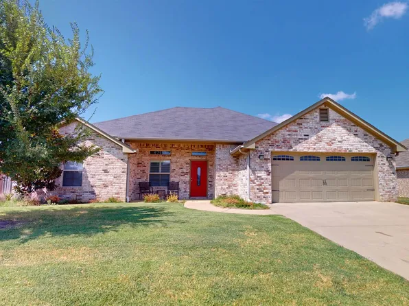 403 Laura Ln, Chandler, TX 75758