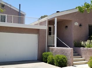 27953 Calypso Ln, Santa Clarita, CA 91351