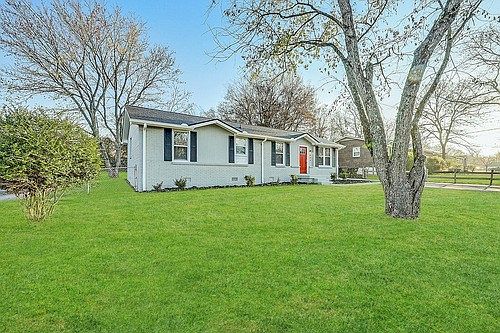 2nd image of 624 Baldwin Ct