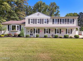 3 Renier Ct, New Monmouth, NJ 07748