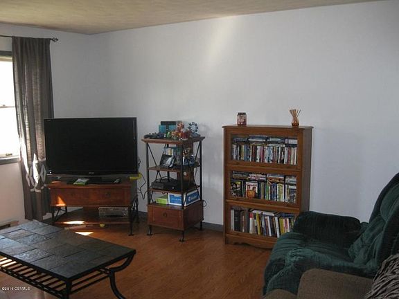 4th image of 46 Spottswood Dr
