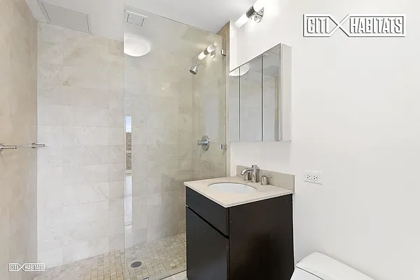 Rented by Citi Habitats | media 31