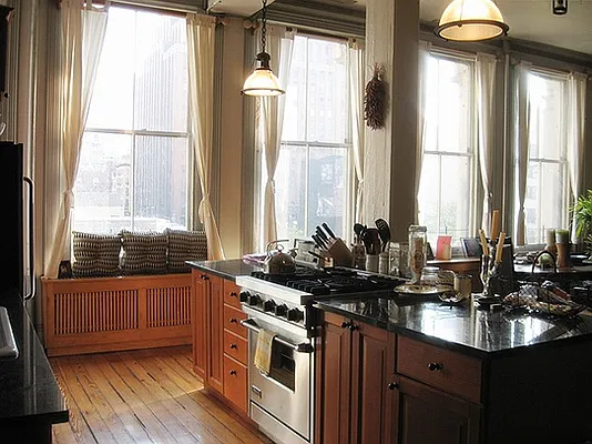 Rented by Brown Harris Stevens | media 23