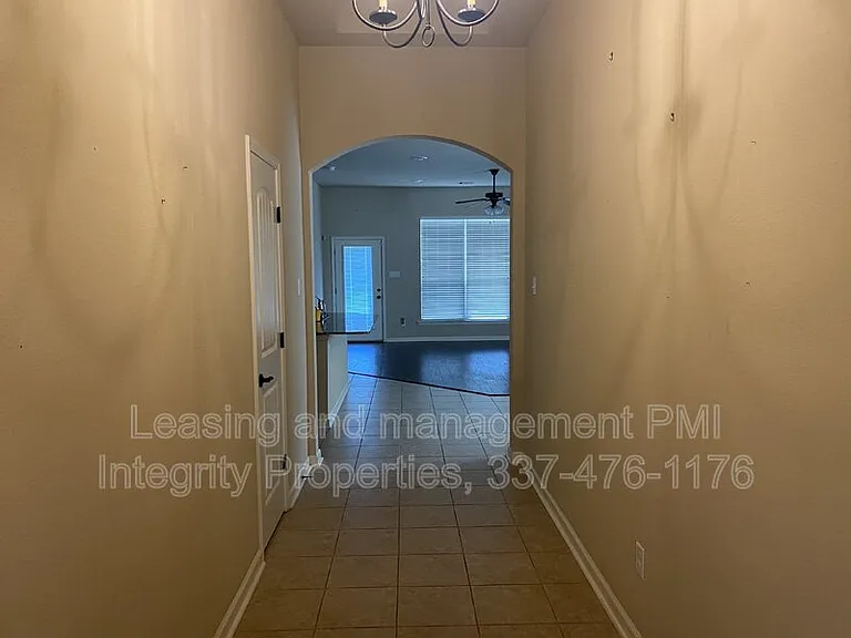 115 Northpointe Dr — Photo 7
