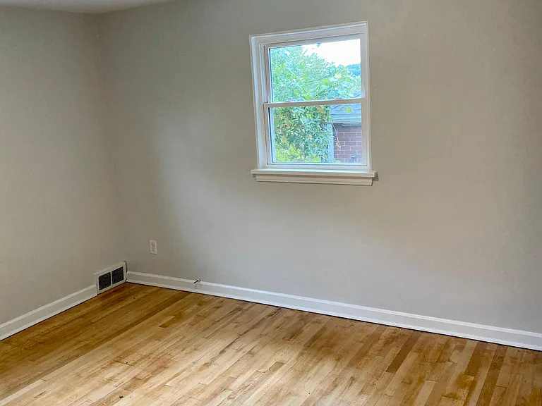 419 Anawanda Ave — Photo 9