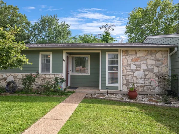 2800 Longmire Dr APT 16, College Station, TX 77845