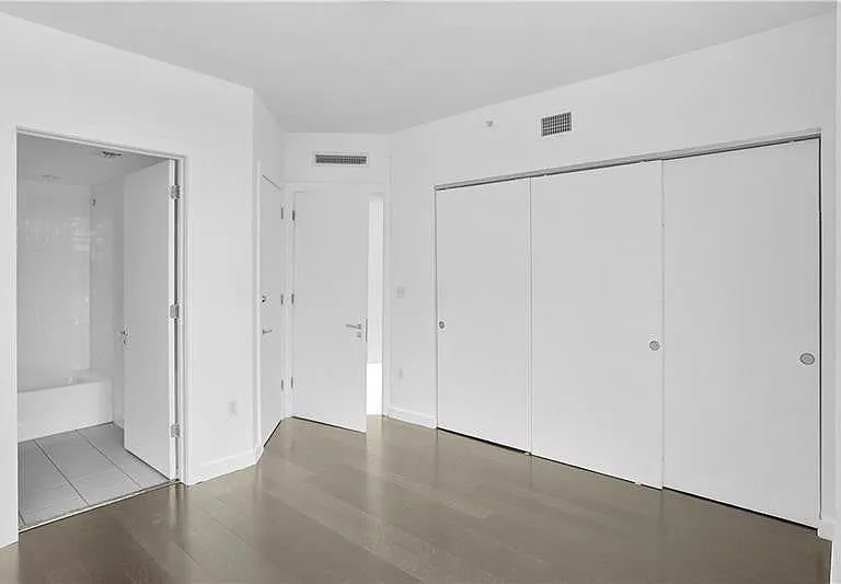 720 NE 62nd St #406 — Photo 12