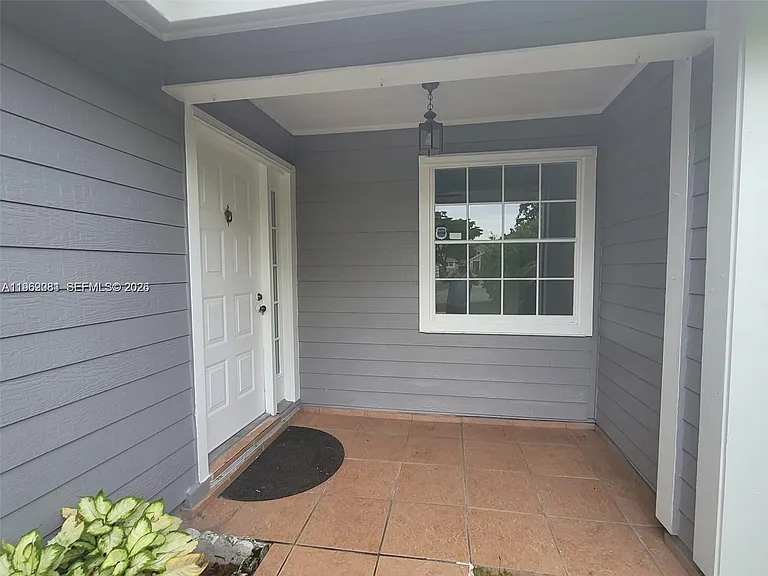 10304 SW 139th Pl — Photo 4