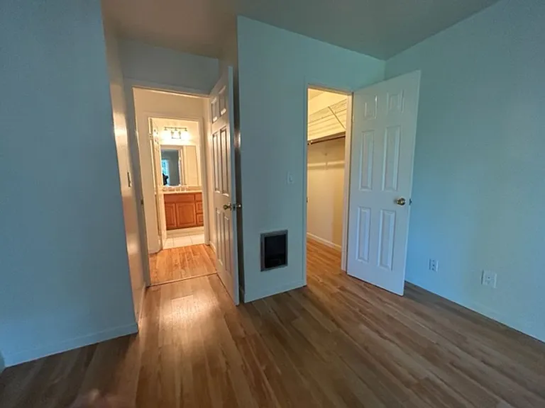 551 Jean St #105 — Photo 9
