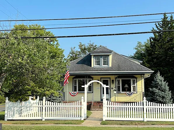 2284 Atco Ave, Atco, NJ 08004