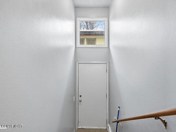 3rd image of 615 E 11th Ave