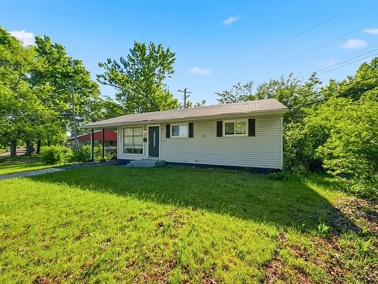 10700 Spring Garden Dr — Photo 7