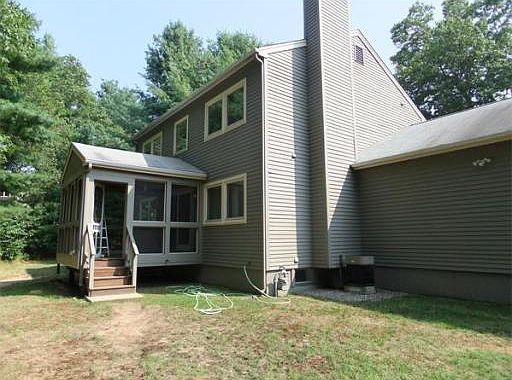 3rd image of 16 Cannon Forge Dr