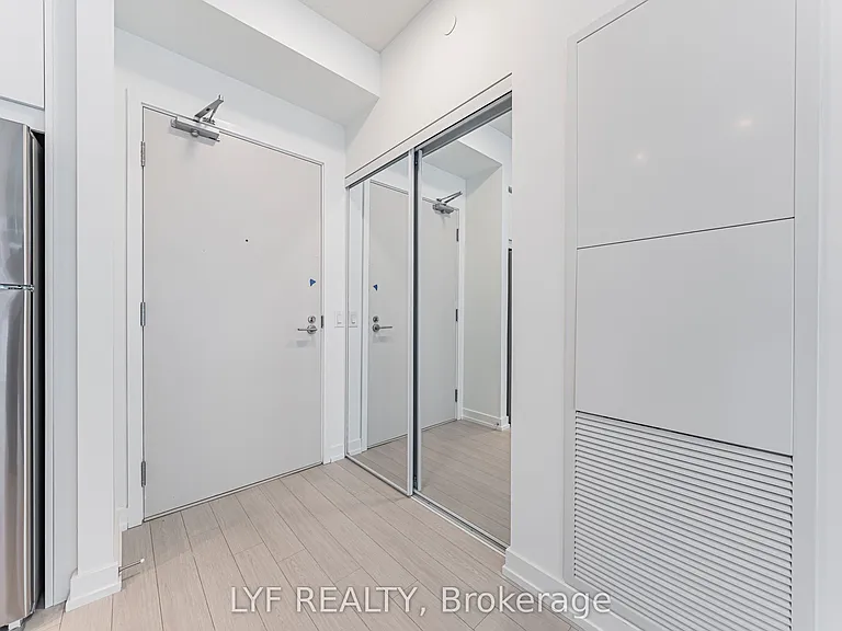 4010 Eglinton Ave W #922 — Photo 5