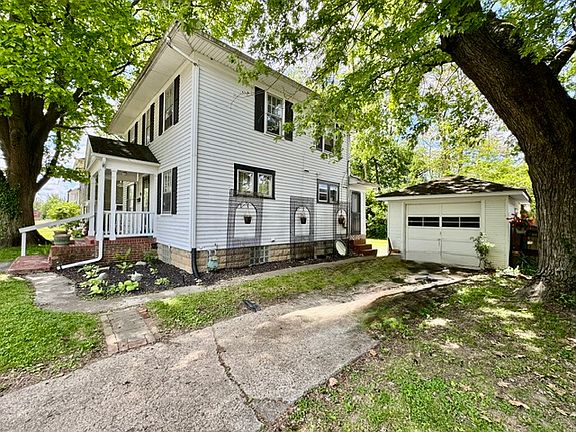 2nd image of 29 Oakland Ct