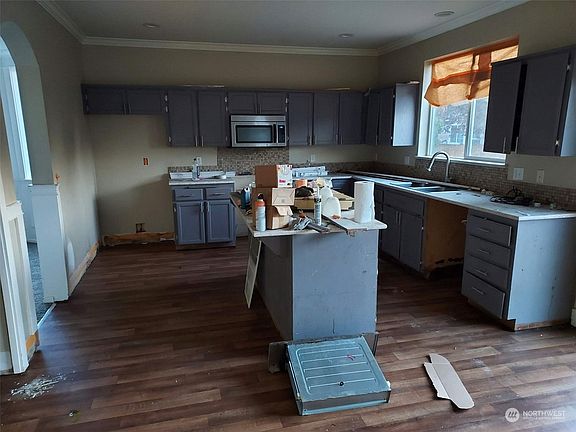 5th image of 15520 67th Avenue Ct E