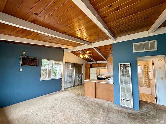 3rd image of 2730 Marin Street