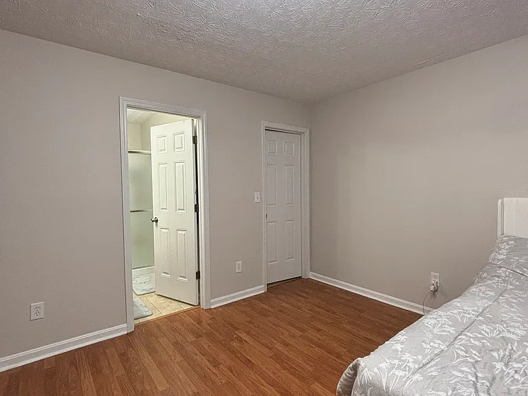 3942 Hay Market Dr — Photo 8