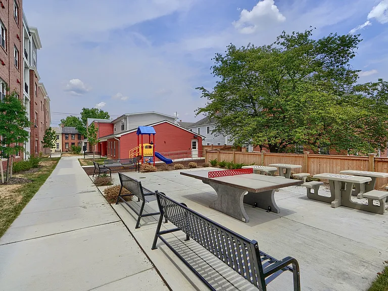 Foundry Square Apartments — Photo 17