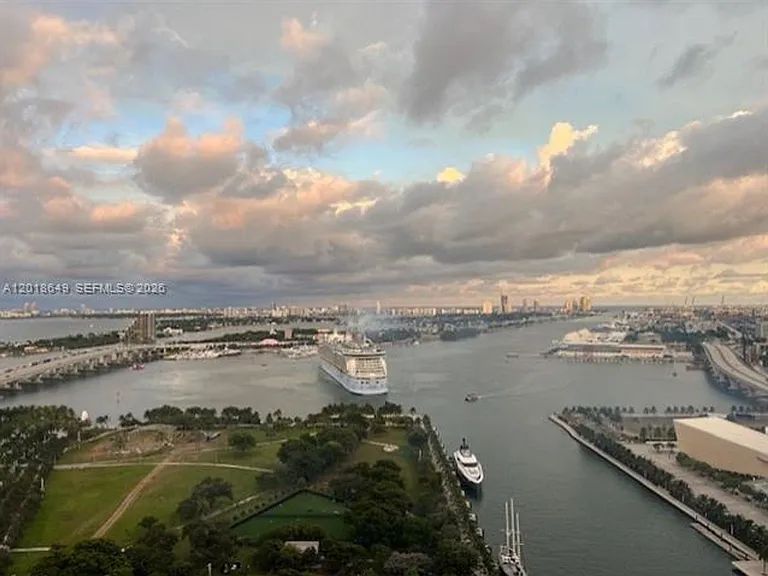 900 Biscayne Blvd #3207 — Photo 42