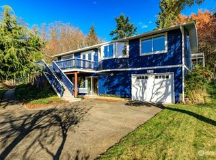2191 Inverness Way, Coupeville, WA 98239