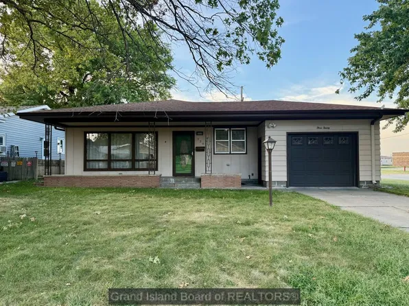 320 E 20th St, Grand Island, NE 68801