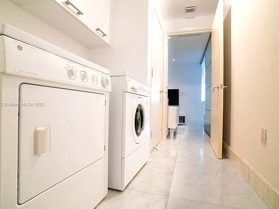 2nd image of 17121 Collins Ave #3307