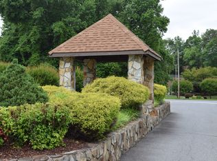 458 Camrose Cir NE, Concord, NC 28025