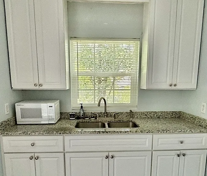 801 Grove St N #6 — Photo 10