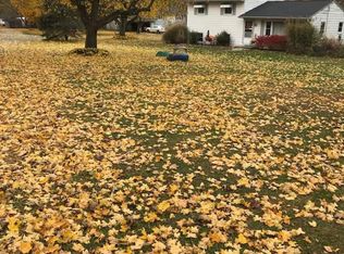 705 Inverness St, Eaton Rapids, MI 48827