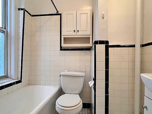 4th image of 508 W 112th St APT 5B1