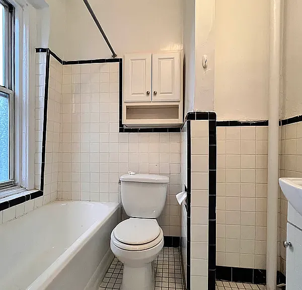 508 W 112th St #5B1 — Photo 4